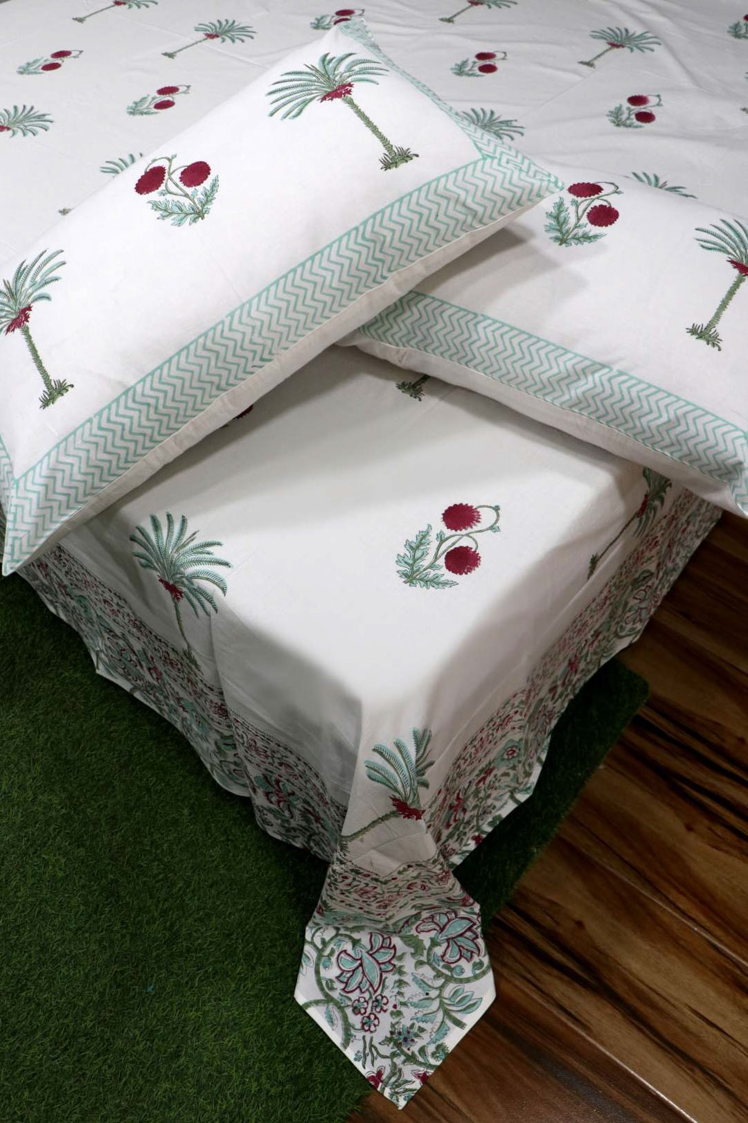 Handblock Percale Cotton Bedsheet (230 TC) – Queen Size